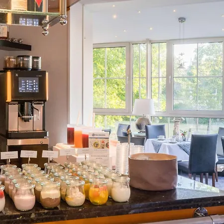 温多夫西佳酒店 3*